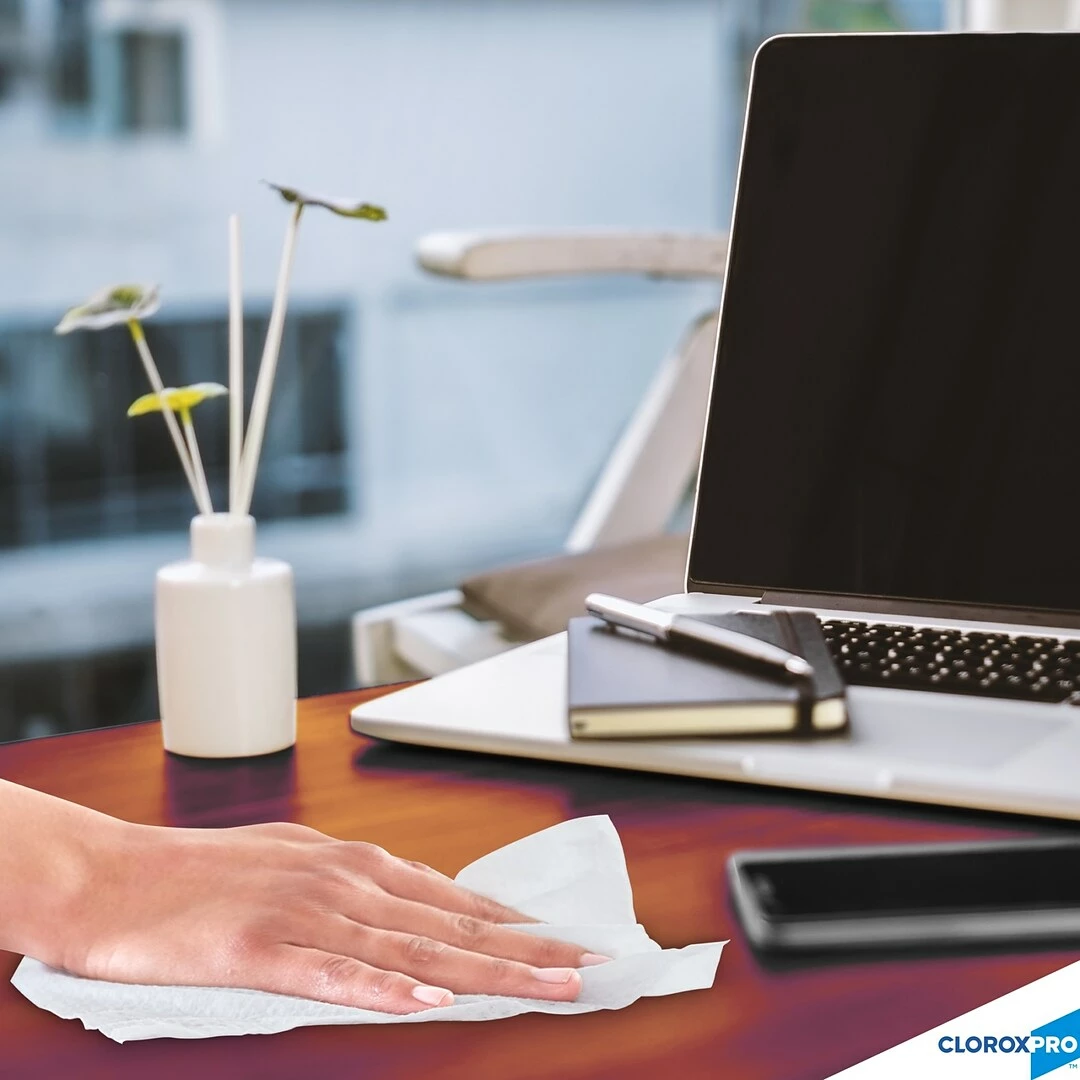 CloroxPro® Disinfecting Wipes, Bleach-Free, Fresh Scent, 70 Count (Package May Vary) - Image 5